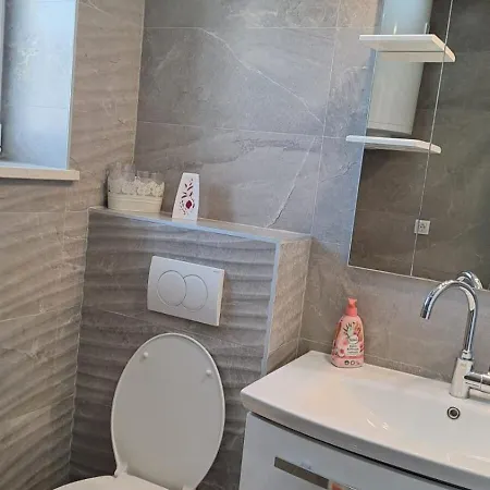 Misir In Downtown * Knin