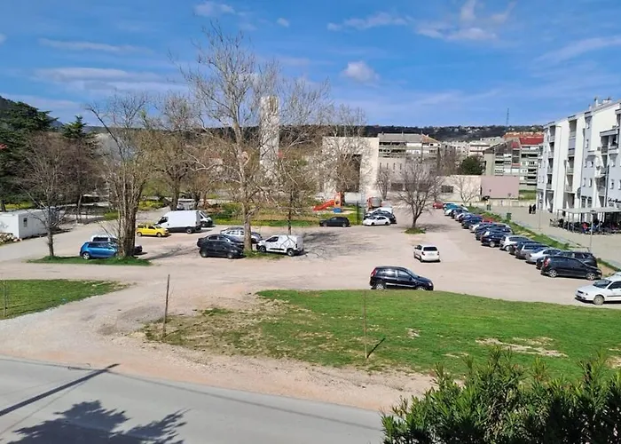 Misir In Downtown Knin