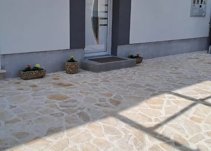 Misir In Downtown Appartement Knin